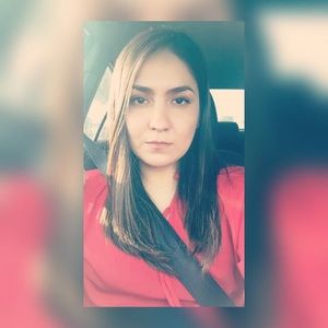 Meet your Posher, Marina